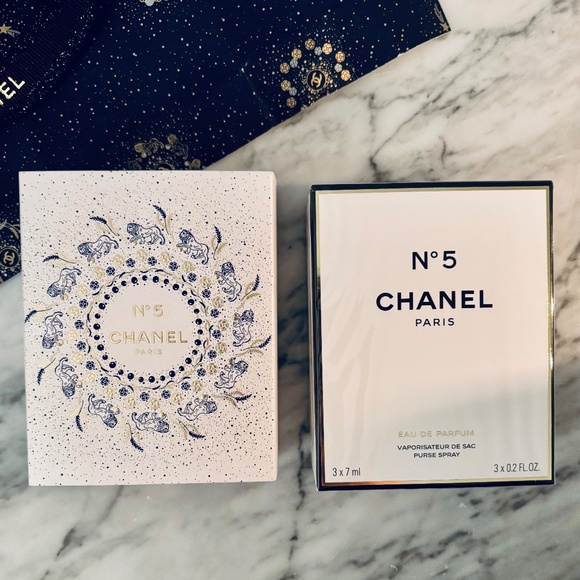 N°5 Eau de Parfum purse spray Limited Holiday Edition with Purse Chain - Picture 5 of 9